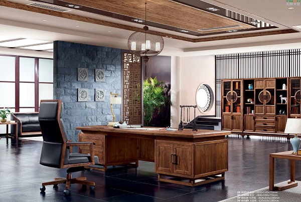 厚重大班臺(tái)